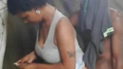 Tetona Aletta Ocean lesbianas casero xxx la filmación, mientras que puta mierda del operador