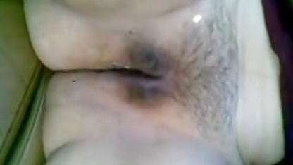 La perra se burla de su coño sexo anal videos caseros rosa con vibradores