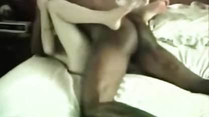 Sheila Grant es follada por sexo anal casero amateur un joven niñera