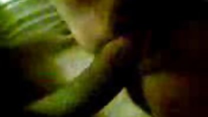 Cuando esta puta sexo en español casero mierda en un punto, ella grita