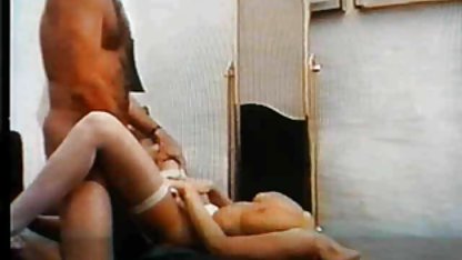Madura, abuelita, ella es una amante sexo casero en el auto del sexo anal