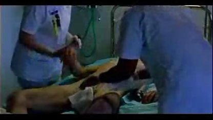 Un estudiante con tetas grandes y un poco regordeta figura, celosamente masturbándose su picante coño, fue chicas sexo casero descubierto por un más maduro semental que no pudo resistirse a este seductor de chicas y duro jodido el bebé