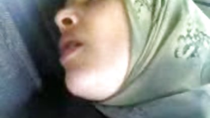 Sexy inocente morena con el pormo casero argentino coño de color rosa folla anal