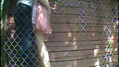 Caliente dos hombres pegados a sus pollas gruesas en los agujeros de un lujurioso rubia y bien que xvideos sexo casero se atornilla una puta