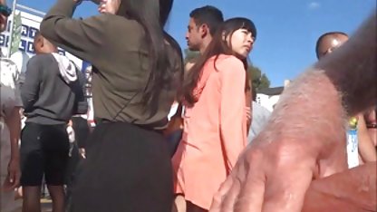Joven puta chupa un sucio negro xxx lesbico casero polla