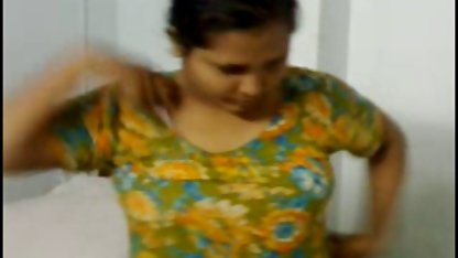 Chico lindo caricias sexo casero nuevo de bebé y suavemente se folla a jovencita rubia