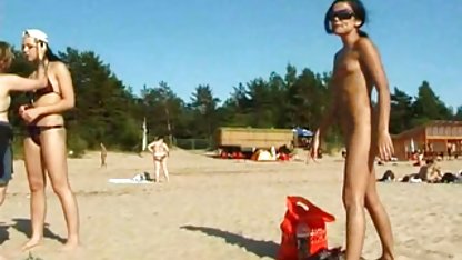Tio libras de su lesbianas casero xxx pistón en la rubia coño