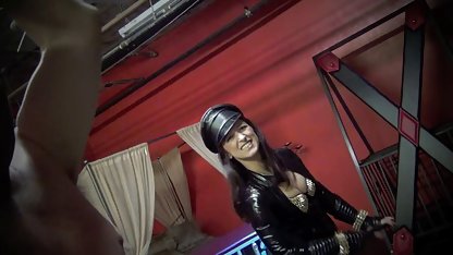 Nina Elle Chupa Un Estudiante anal casero xxx Polla