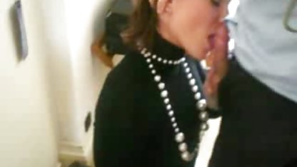 Calvo, brutal macho duro folla sexy Verónica Vanoso xxx español casero en las escaleras