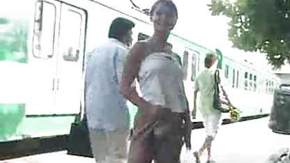 Este hijo de puta es peligroso dejar en la naturaleza, ella puede morder una polla, así sexo casero con negras que el tío se mantiene en una jaula y metiendo su grueso perno a través de las barras, permite a la puta para llegar a su polla con sus labios