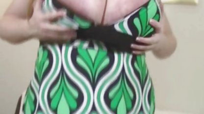 Volviendo a casa de lecciones videos xxx trios caseros de guitarra, un joven, bastante estudiante, vestida como una prostituta barata, cae en las garras de dos pervertidos que tirar de su inocente agujeros en sus sucios pollas