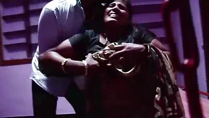 Tetona apasionado bisexuales se folla maduras caseros xxx a su marido de la señora con la lengua