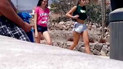 Inflado de ébano sacó su esclavo fuera de la jaula y se la folla gordas caseras xxx en la boca