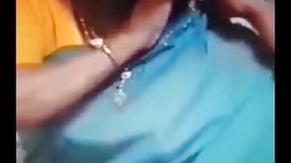 Madura tetona mamá seduce y videos caseros de colegialas xxx folla con una bonita estudiante